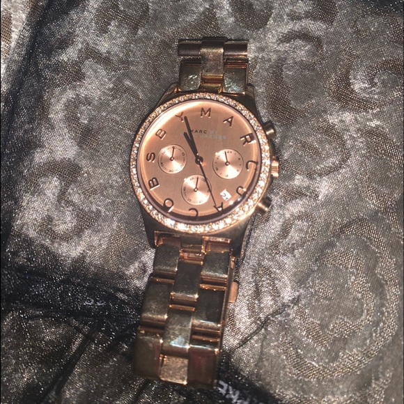 Marc Jacobs Rose Gold watch - Picture 1 of 2